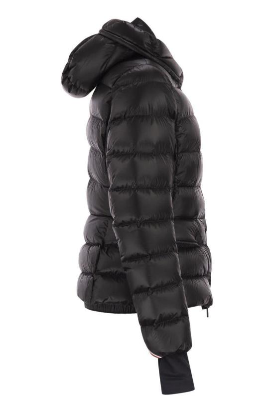 25FW 몽클레어 숏패딩 K20981A0006153071 999 Black - MONCLER