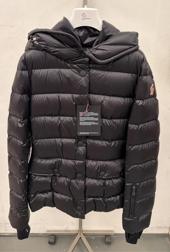 25FW 몽클레어 숏패딩 1A0006153071999 BLACK DOM