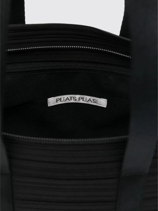 25FW 플리츠플리즈 숄더백 PP59AG632 15 Black - PLEATS PLEASE