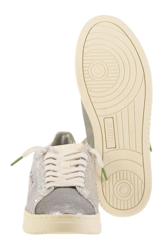 25FW 오트리 달라스 로우 고트스킨 스니커즈 ADLWTI01 SILVER GREEN - AUTRY