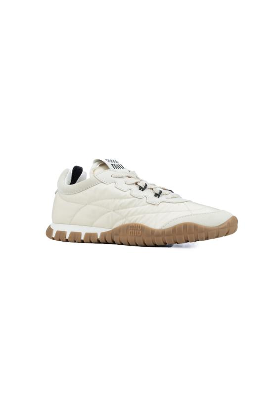 26FW 미우미우 타이어 테크니컬 스웨이드 스니커즈 5E417EF005ZJM F0304 Avorio - MIU MIU