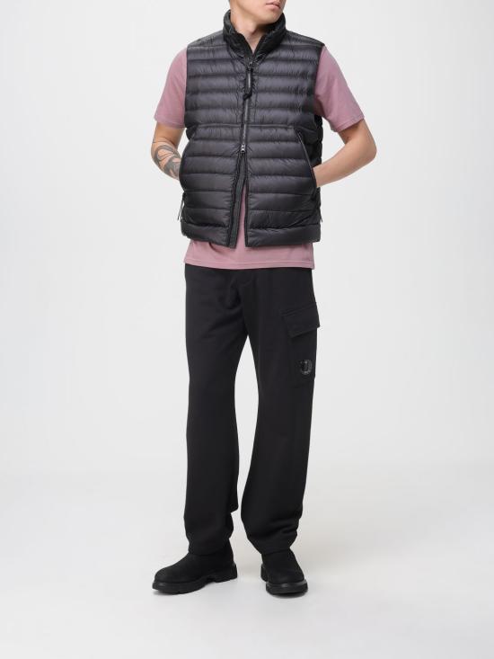 25FW 씨피 컴퍼니 다이애그널 레이즈드 플리스 카고 스웨트팬츠 다이애그널 레이즈드 플리스 카고 스웨트 19CMSP141A005086W 999 Black - C.P. COMPANY