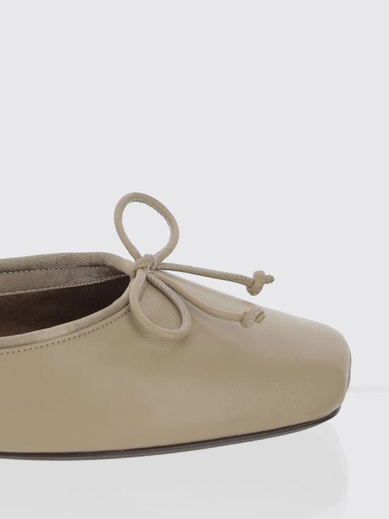 25FW 케이트 뮬/슬리퍼 F4057942 106 Pink - KHAITE