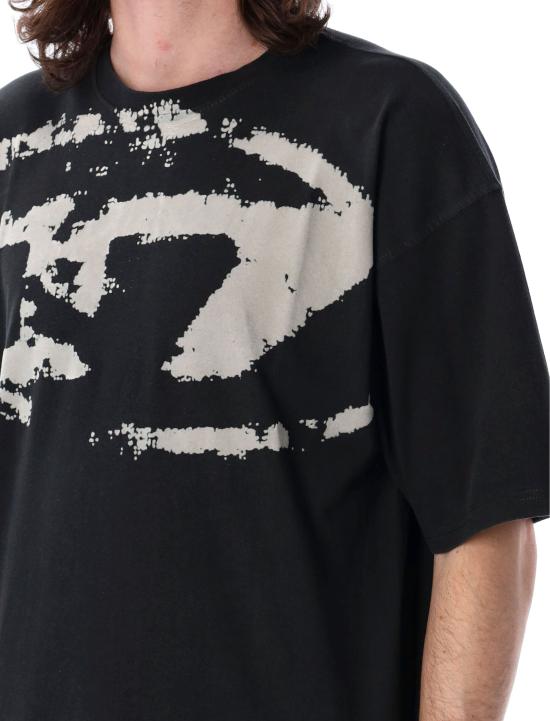 26SS 디젤 반팔 티셔츠 A130490DQAU 9XX Nero - DIESEL