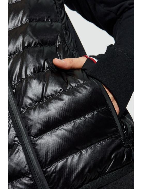 25FW 몽클레어 로고 패치 스웨트셔츠 8G00027899IG 999 BLACK - MONCLER