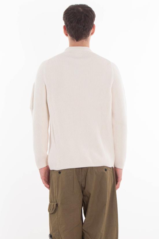 25FW 씨피 컴퍼니 풀 립 크루넥 렌즈 스웨터 19CMKN015A 006608A 103 White - C.P. COMPANY