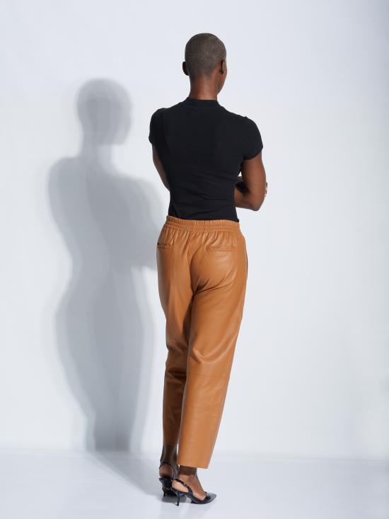  핑코 가죽 팬츠 1G15WYY638 BROWN - PINKO