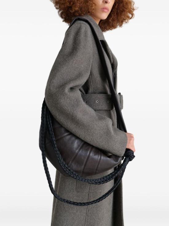 25FW 르메르 그레인드 버팔로 레더 브레이드 미디움 크루아상 백 BG0174 LL0160449 Brown - LEMAIRE
