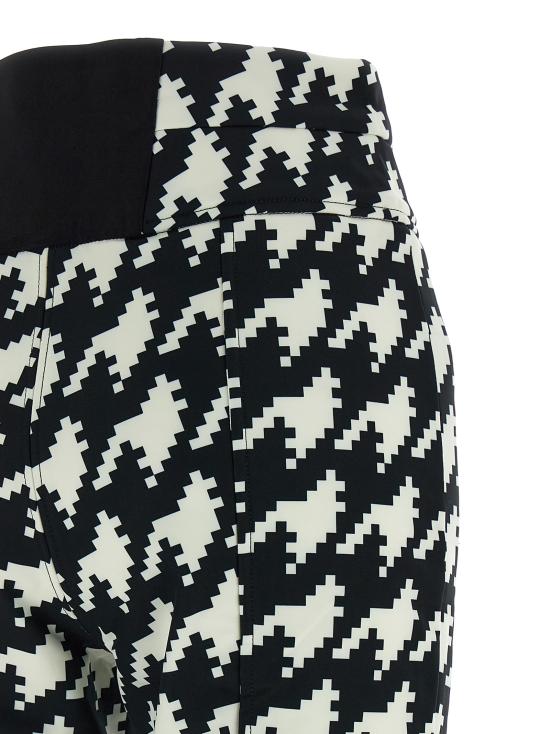 25FW 퍼펙트모멘트 스트레이트 팬츠 W30012231740 White Black - PERFECT MOMENT