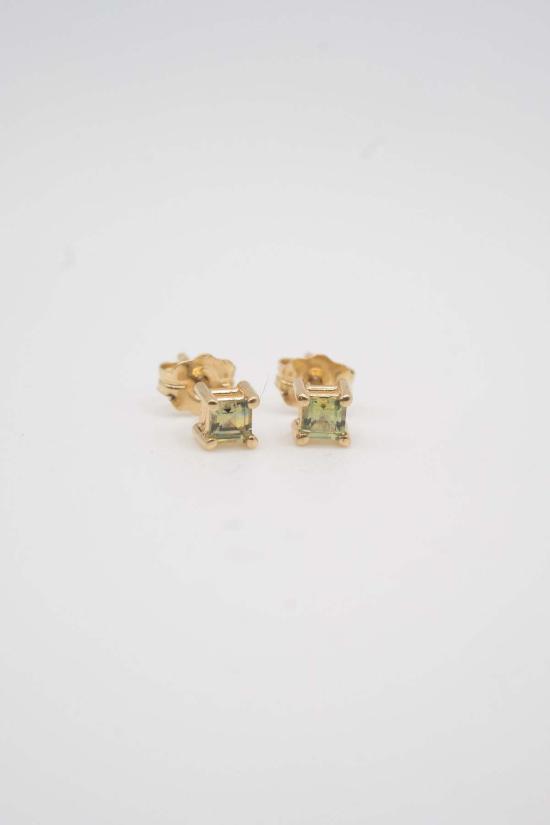  영 인 더 마운틴스 이어링 영 인 더 마운틴 시수 스터드 - YOUNG IN THE MOUNTAINS