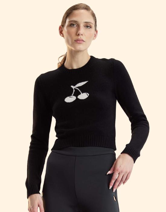  신시아 로리 스웨터 신시아 로울리 체리 온 탑  블랙 - CYNTHIA ROWLEY