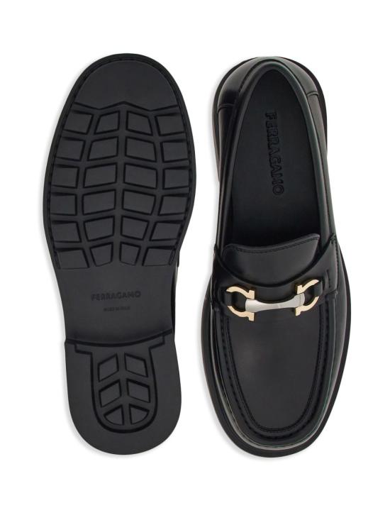 25FW 살바토레 페라가모 로퍼 022300DUGLAS 768108002 Black - SALVATORE FERRAGAMO