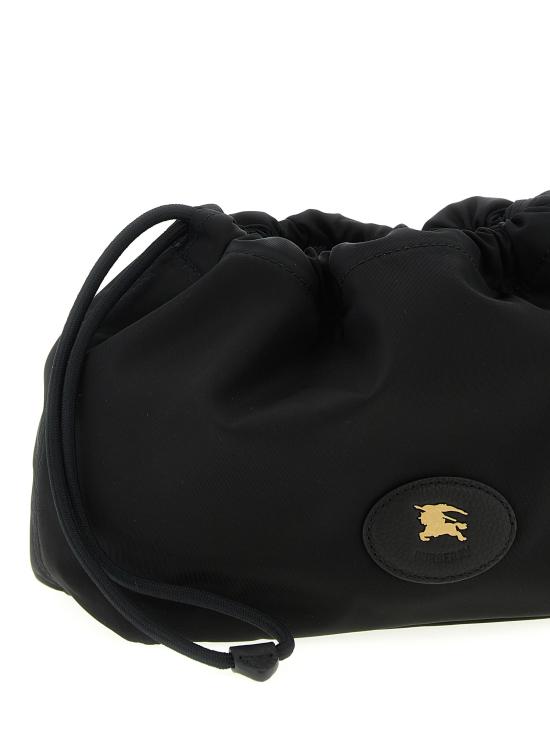 25FW 버버리 홀스슈 드로스트링 클러치 백 8111317BLACK - BURBERRY