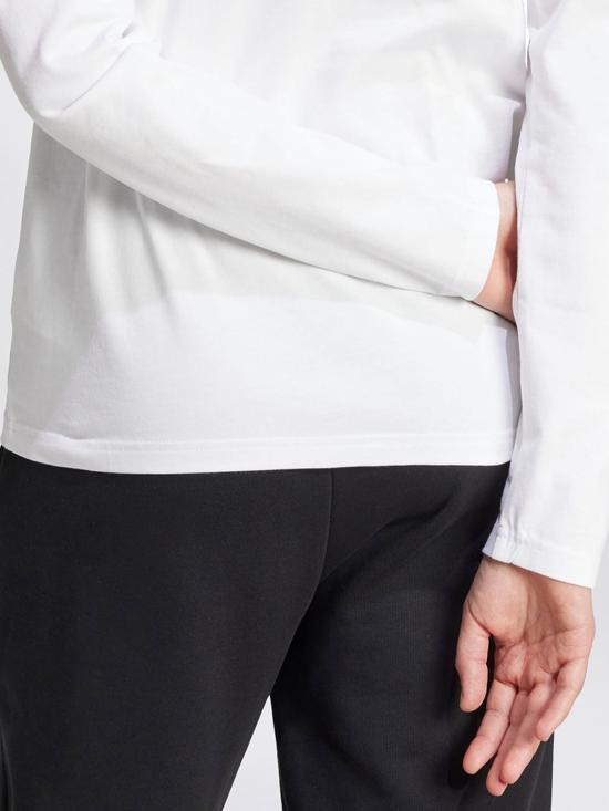 25FW 아디다스 에센셜 화이트 롱 슬리브 티셔츠 JW7454 White - ADIDAS
