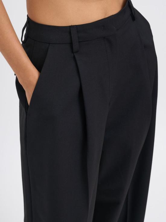 25FW 더 레이티스트 스트레이트 팬츠 TLWC3104W0206ABTP T0002 Black - THE LATEST