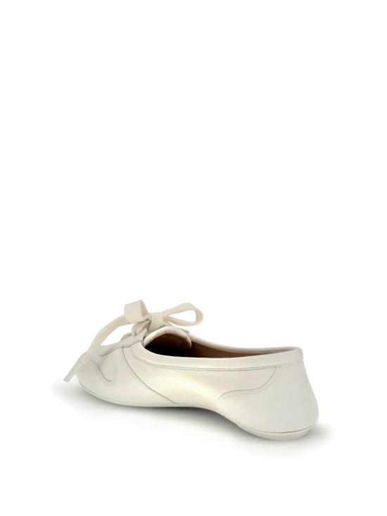 26SS 지안비토로시 로퍼 G2532105GOMNXF BIAN WHITE - GIANVITO ROSSI
