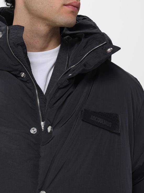 25FW 자크뮈스 숏패딩 OUM00094AW00121 990 Black - JACQUEMUS