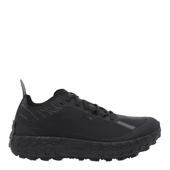 25FW 노르다 스니커즈 001AM STBLK Black