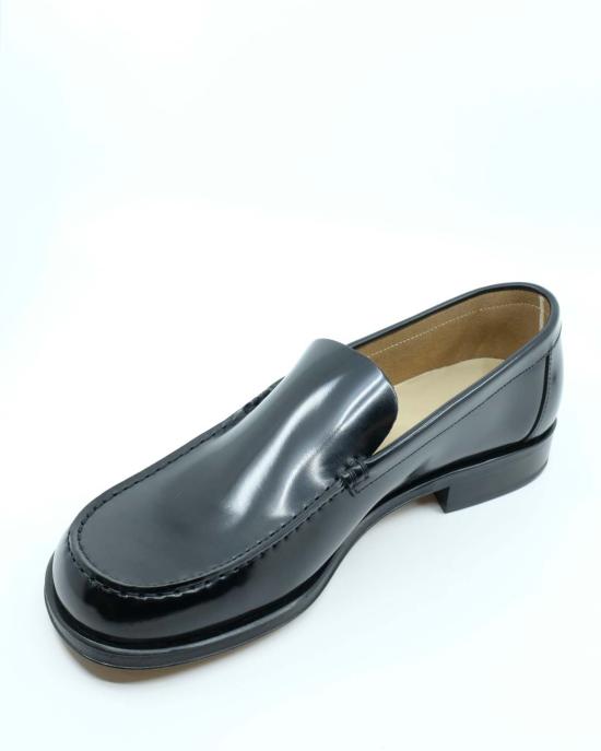  르메르 로퍼 샤이니 카프스킨 레더 - LEMAIRE