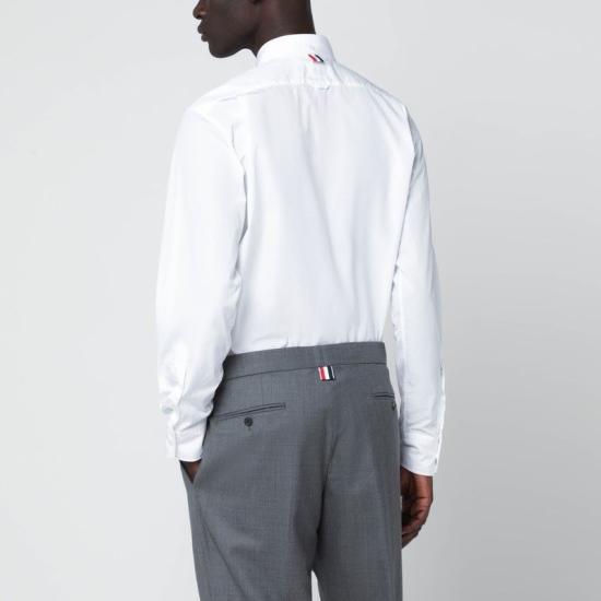 26SS 톰브라운 그로그랭 플래킷 솔리드 포플린 셔츠 MWL010E03113 100 WHITE - THOM BROWNE