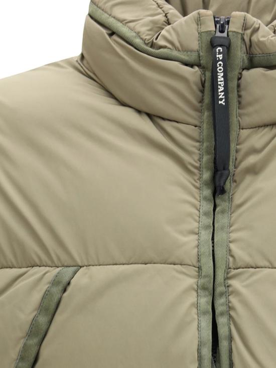 25FW 씨피 컴퍼니 나이크라-R 후드 다운 자켓 나이크라-R 후드 다운  19CMOW239A005864G 356 GREEN - C.P. COMPANY