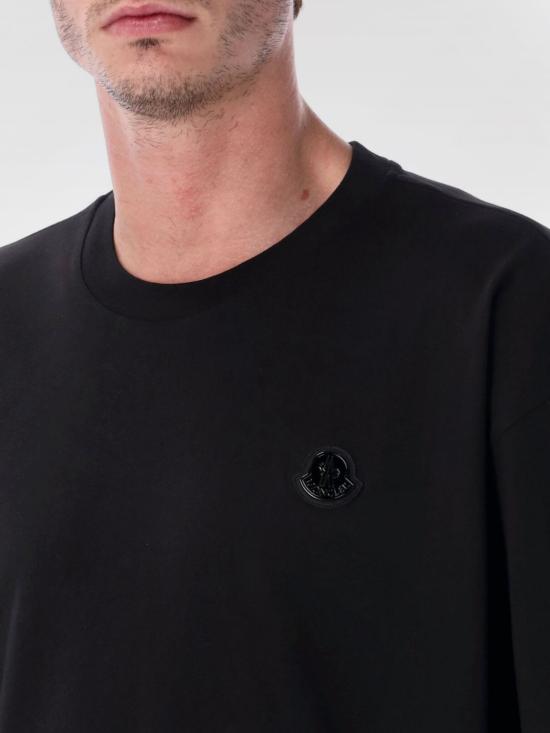 25FW 몽클레어 반팔 티셔츠 K24048C0000289AYW 999 Black - MONCLER