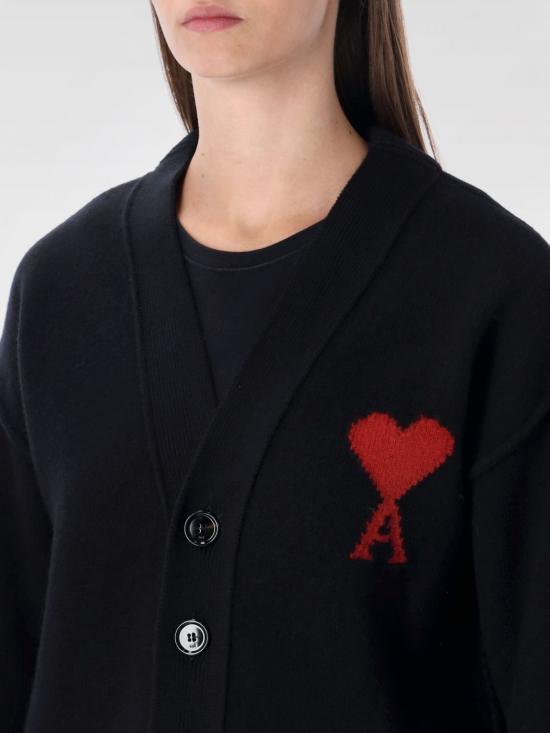 25FW 아미 하트 로고 인타르시아 V넥 가디건 UKC3670180 009 Black - AMI