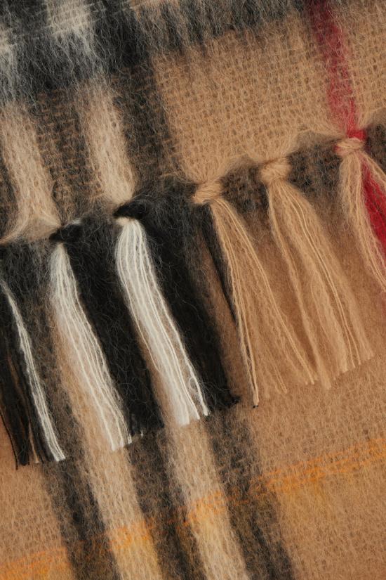 25FW 버버리 체크 모헤어 울 스카프 8112967 B9719 SAND - BURBERRY