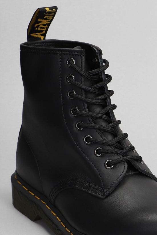 25FW 닥터마틴 부츠 428255 11822002 Black - DR.MARTENS