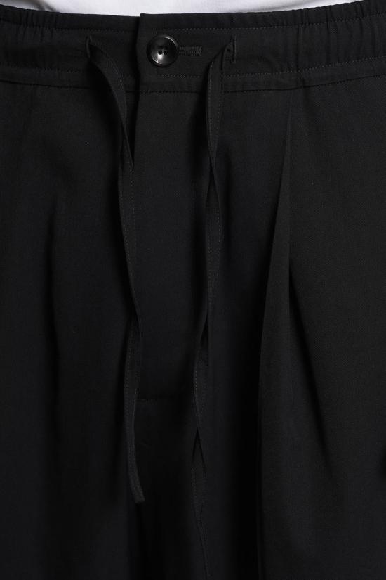 25FW 어태치먼트 숏팬츠 430011 AP52 073 Black - ATTACHMENT