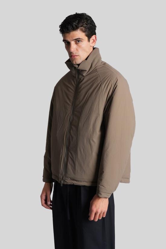 25FW 어태치먼트 숏패딩 430009 AB52 008 Brown - ATTACHMENT