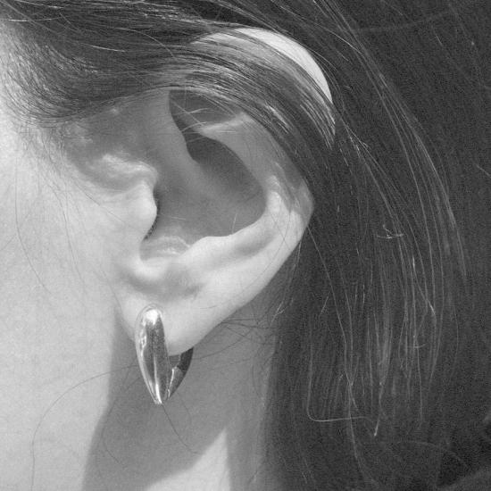  아니카 이네즈 이어링 스몰 하트 후프 스털링 실버 - ANNIKA INEZ