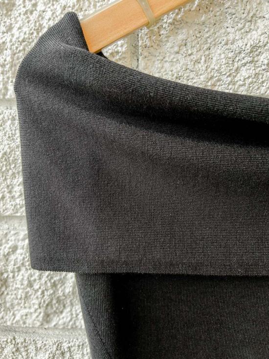  조나단 심카이 민소매 티셔츠 캘러핸 오프숄더  블랙 - JONATHAN SIMKHAI