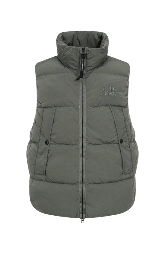 25FW 씨피 컴퍼니 로고 자수 베스트 19CMVE149A005904G356 FALLEN ROCK DOM