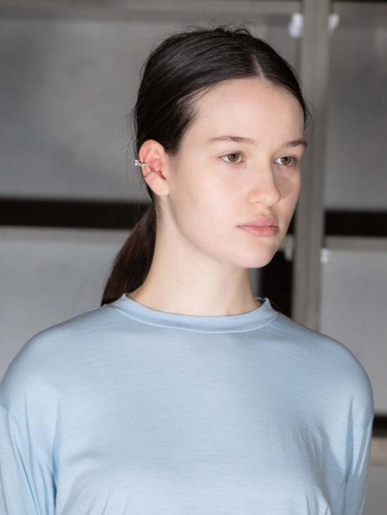  패리스 이어링 파리스 로카 펄라 이어커프 스털링 실버/펄 - FARIS