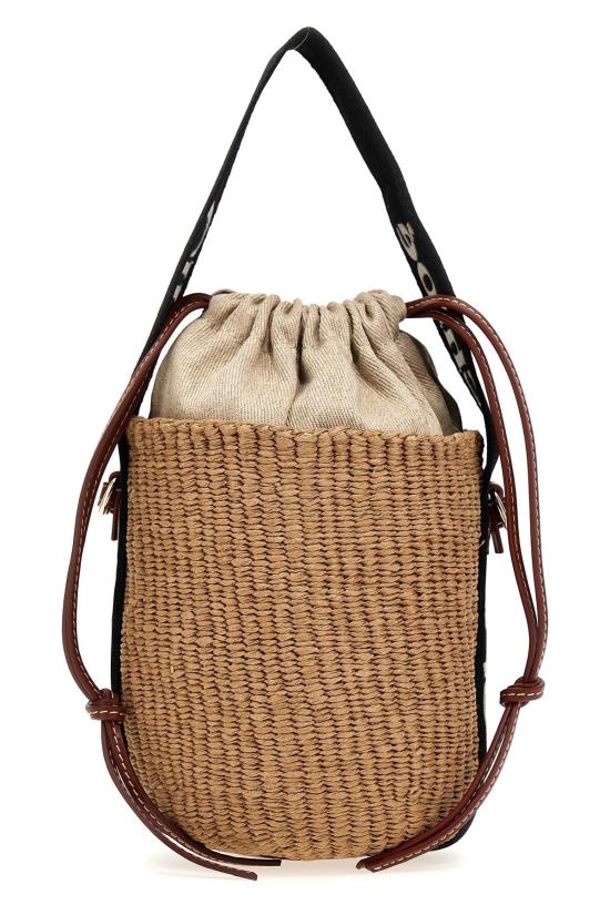 26SS 끌로에 우디 스몰 바스켓백 CHC23AS381L18915 Black