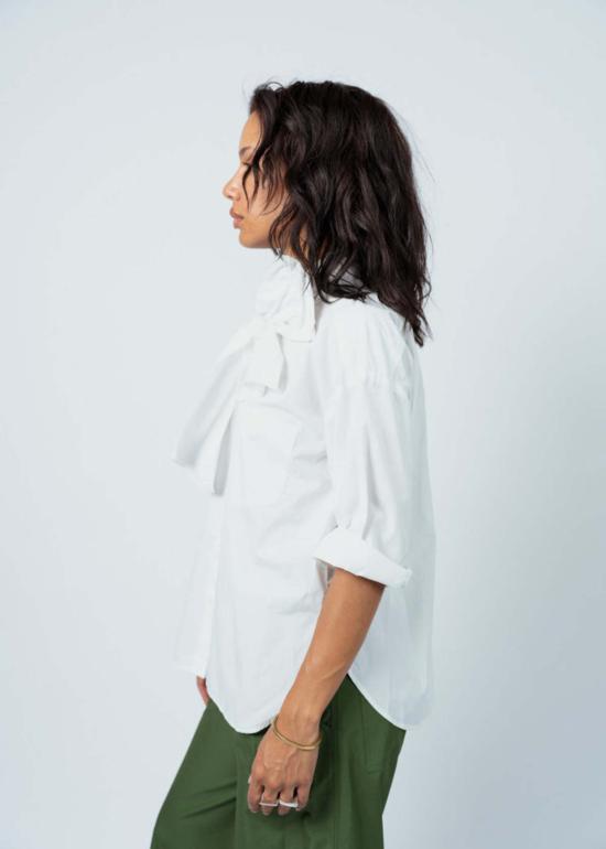  아쿠아리우스 칵테일 블라우스 물병자리 칵테일 디어 폴리  클라우드 - AQUARIUS COCKTAIL