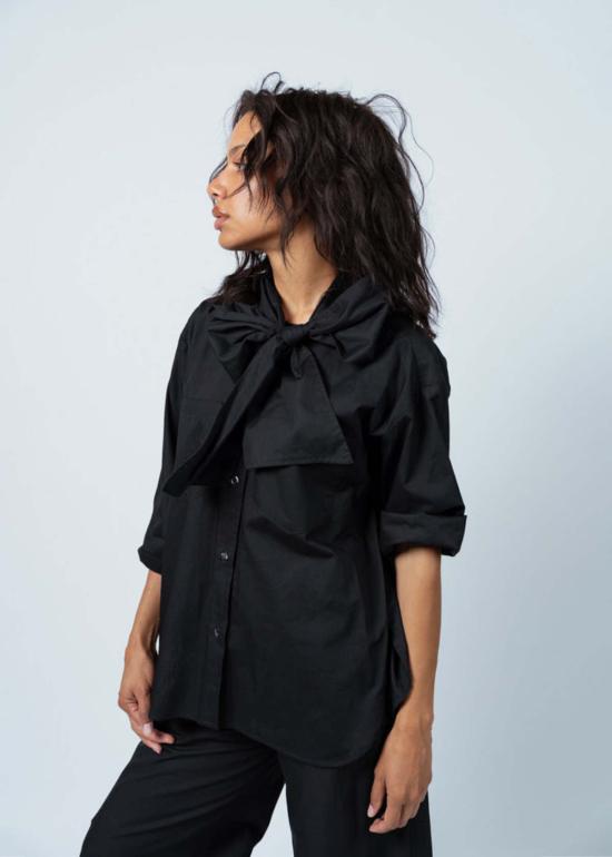  아쿠아리우스 칵테일 블라우스 디어 폴리  블랙 - AQUARIUS COCKTAIL