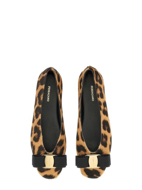 25FW 살바토레 페라가모 플랫 슈즈 78175001J841001 Animal Print - SALVATORE FERRAGAMO