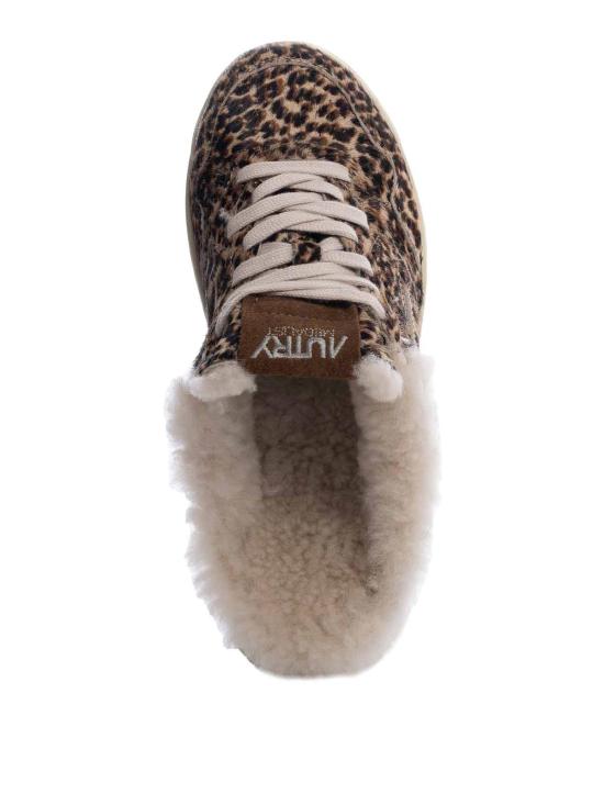 25FW 오트리 메달리스트 시어링 뮬 스니커즈 MULWYX01 Animal Print - AUTRY