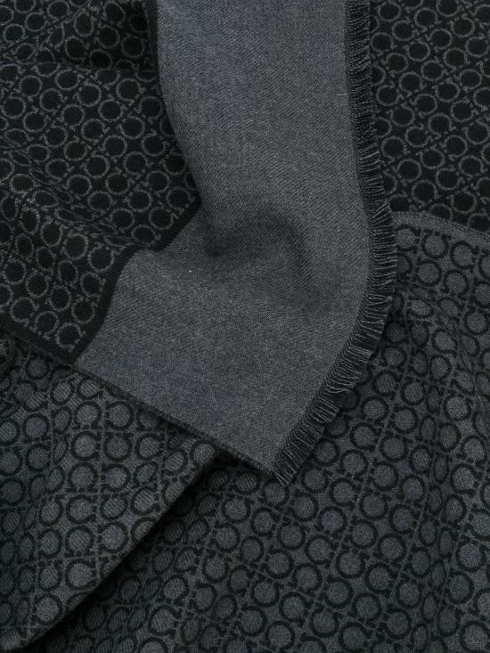 27SS 살바토레 페라가모 머플러/스카프 527047671685004 Dark Grey - SALVATORE FERRAGAMO