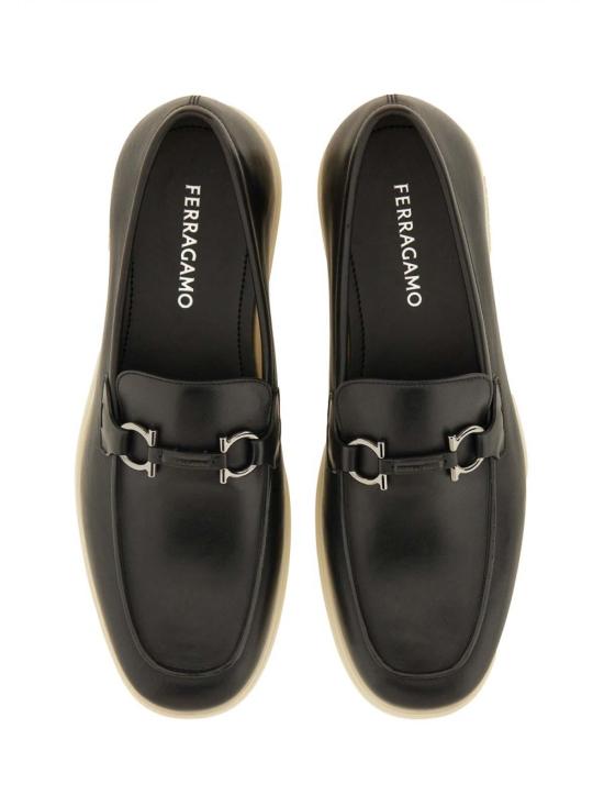 25FW 살바토레 페라가모 로퍼 774493028298006 Black - SALVATORE FERRAGAMO