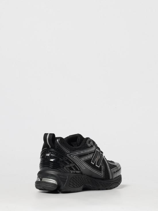 25FW 뉴발란스 1906 스니커즈 M1906RCH Black - NEW BALANCE