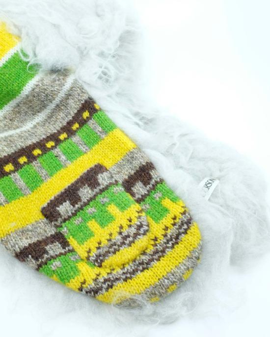  JW앤더슨 이어플랩 캡 JW 앤더슨 메리골드 울 트림 스트라이프 & 퍼 - JW ANDERSON