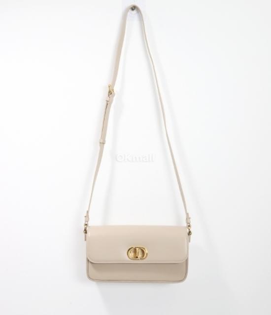  디올 크로스백 S2350UNQA 51U POWDER BEIGE DOM