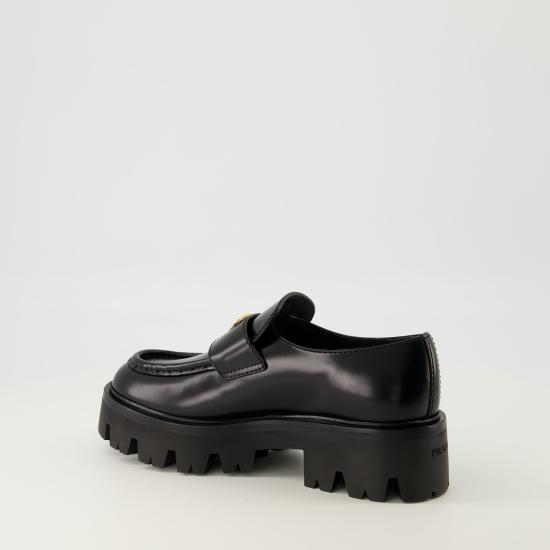 26FW 프라다 브러쉬드 레더 로퍼 브러쉬드 레더 로퍼 1D185O 050 055 F0002 - PRADA
