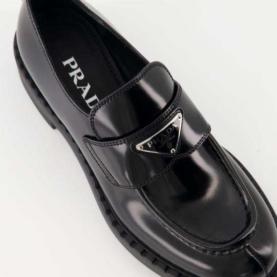 26FW 프라다 초콜릿 브러쉬드 레더 로퍼 1D246M ULS F0002 - PRADA