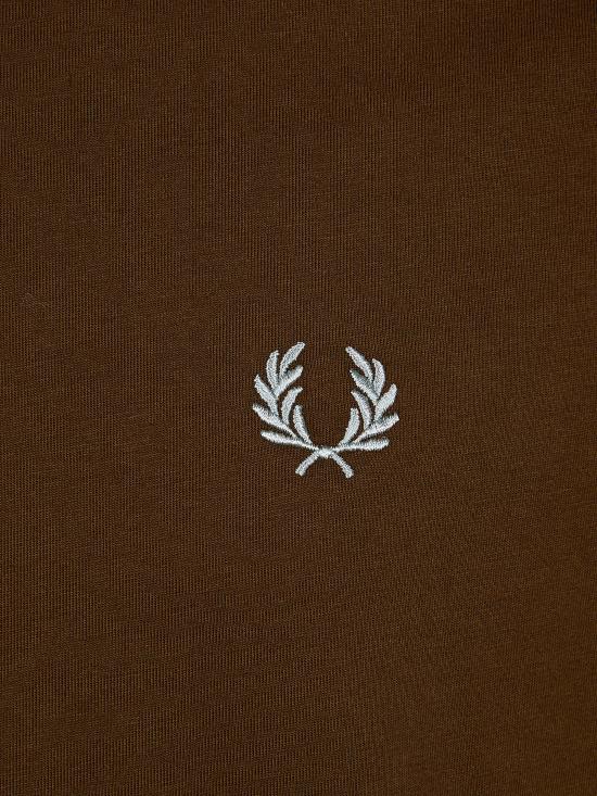 25FW 프레드페리 반팔 티셔츠 FP M1588V 56 49A BRNTTBCC STKPRTB - FRED PERRY