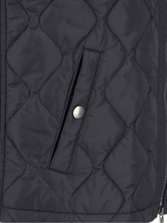 25FW 버버리 퀼티드 나일론 질레 8110185A1189 Black - BURBERRY
