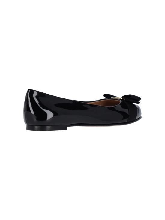 26SS 살바토레 페라가모 플랫 슈즈 782036 007 Black - SALVATORE FERRAGAMO